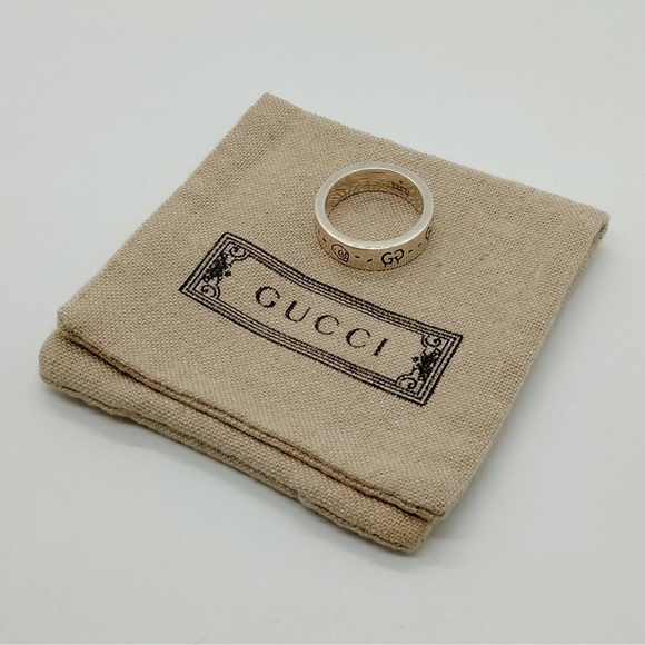 EUC GUCCI GHOST RING IN SIZE 7 with dust bag - Picture 6 of 6